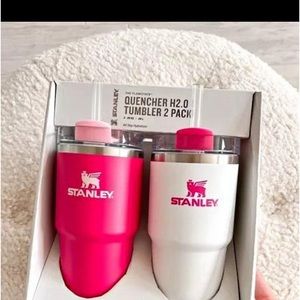 Stanley, 2 - 20 oz tumblers, Target Exclusive Color, Hot Pink & White